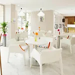 Ibis Styles Centre Hotel