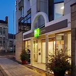 Ibis Styles Centre מלון טור