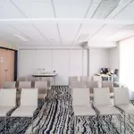 Ibis Styles Centre Отель