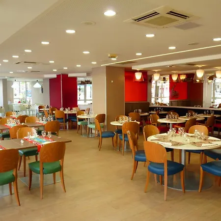 Ibis Styles Centre טור