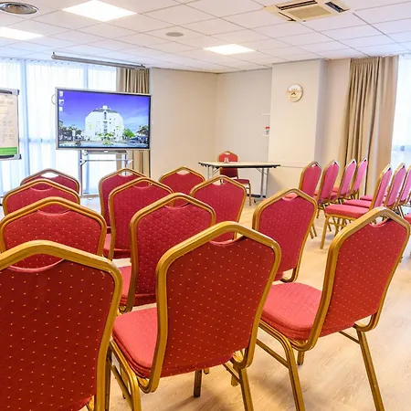 Ibis Styles Centre 3* Tours