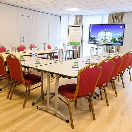 Ibis Styles Centre 3* Tours