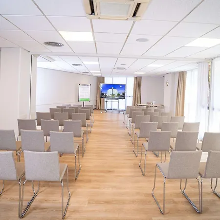 Ibis Styles Centre Szálloda 3*
