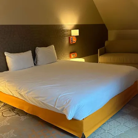 Ibis Styles Centre Szálloda Tours