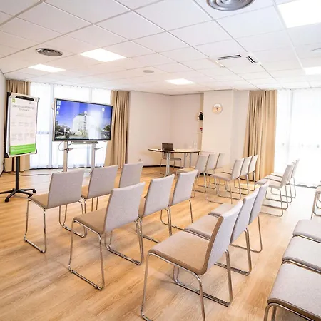 Ibis Styles Centre Hotel 3*