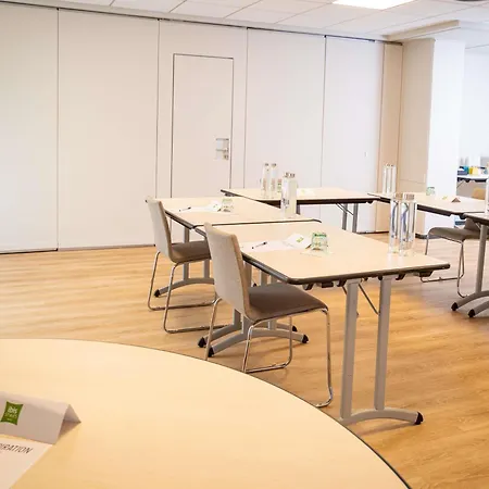 Готель Ibis Styles Centre Тур