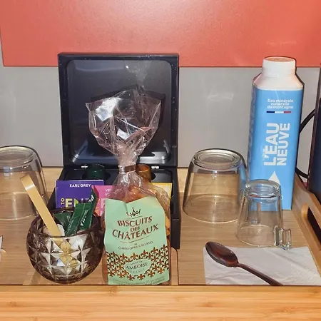 风格旅游中心宜必思酒店