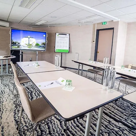 Ibis Styles Centre Hotel 3*