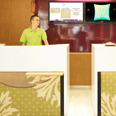 Ibis Styles Centre Szálloda Tours