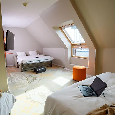 Ibis Styles Centre Отель Тур