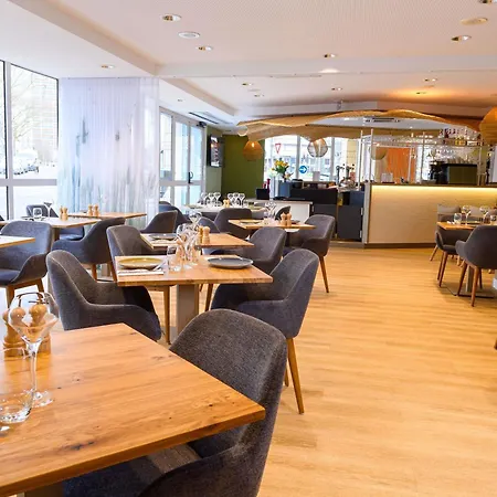 Ibis Styles Centre Готель 3*