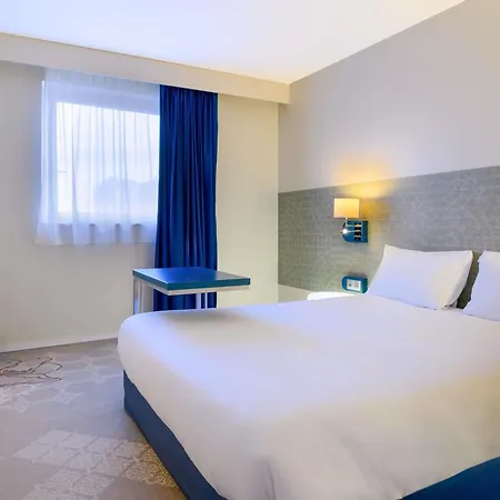 Ibis Styles Centre 3*