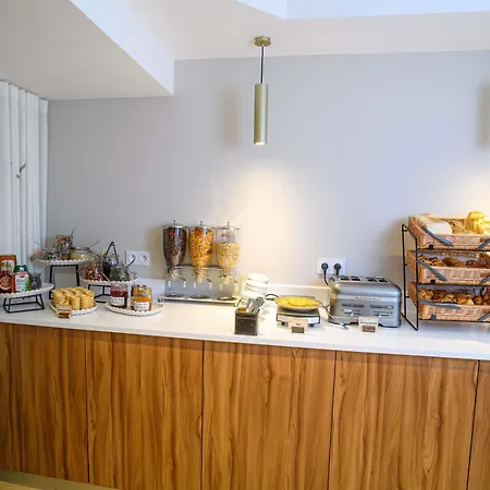 Ibis Styles Centre 3*