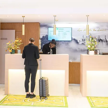 Ibis Styles Centre Tours
