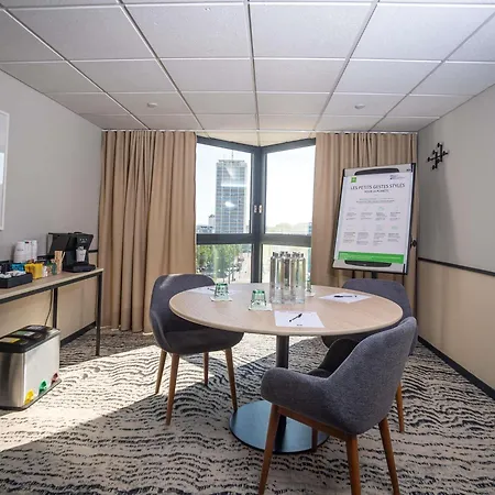 Ibis Styles Centre Hotel