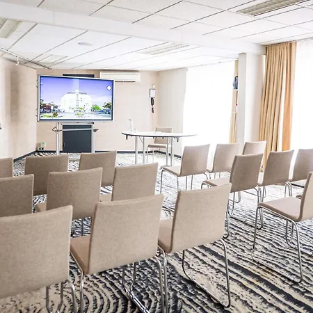 Ibis Styles Centre Hotel Tours