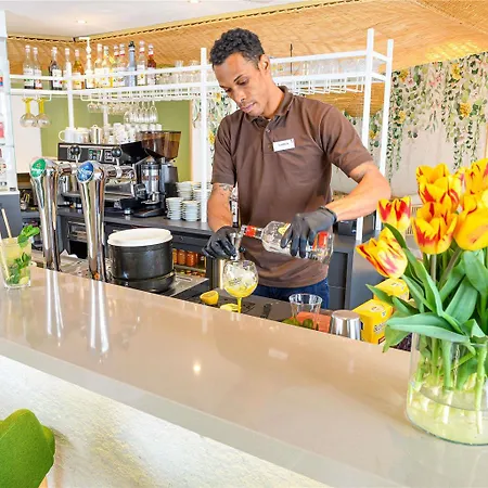 Ibis Styles Centre Tours