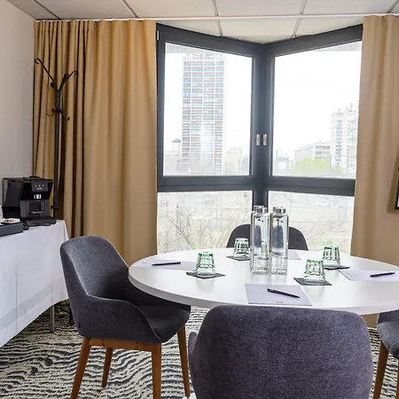 Ibis Styles Centre Hotel Tours