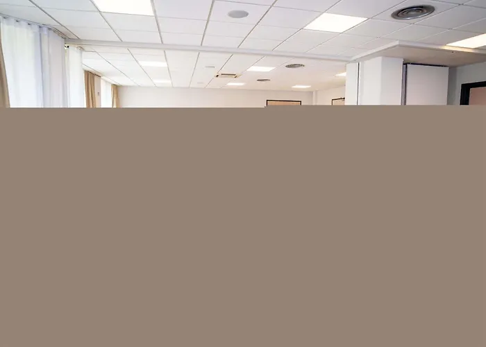 Ibis Styles Centre Tours