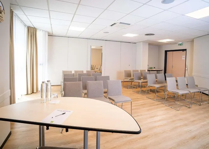 Ibis Styles Centre Hotel Tours