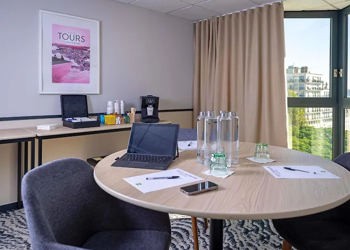 מלון Ibis Styles Centre 3*