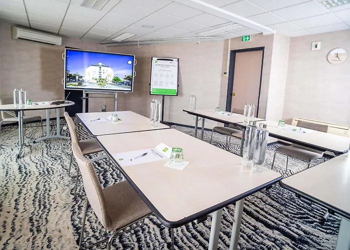 Ibis Styles Centre Hotell 3*