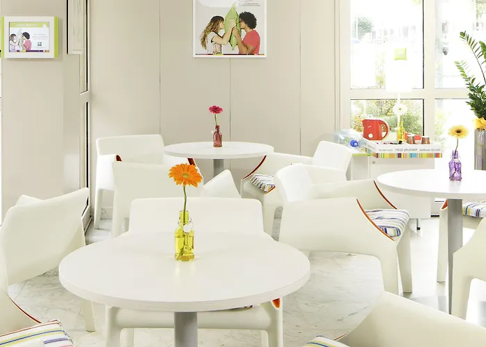 Ibis Styles Centre Hotel 3*