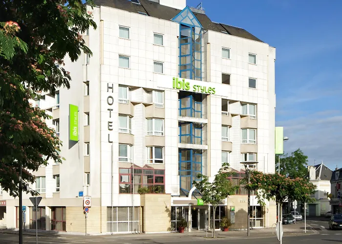 Ibis Styles Centre Готель