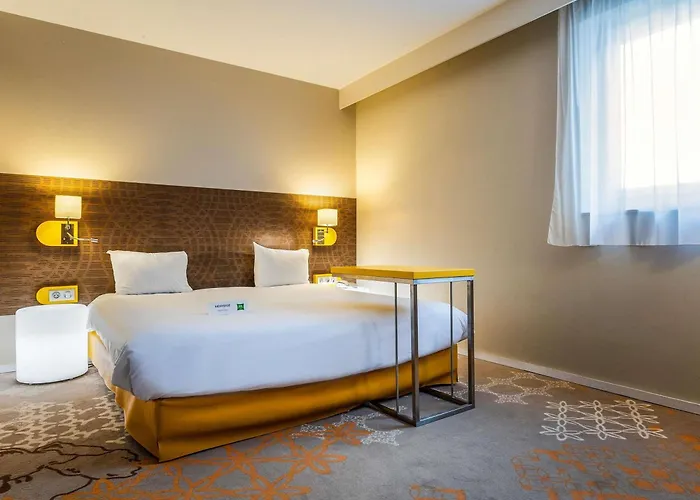 Ibis Styles Centre Hotel 3*