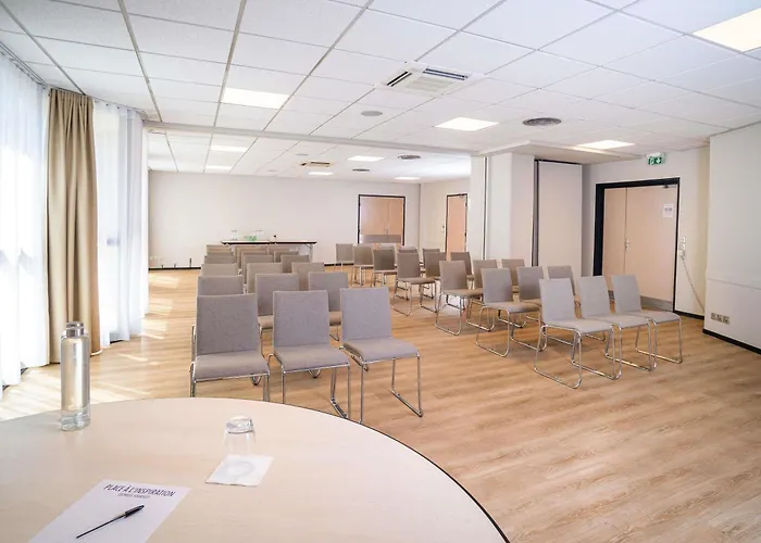 Ibis Styles Centre 3*