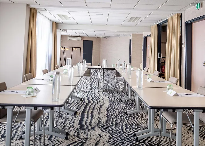 Ibis Styles Centre Tours