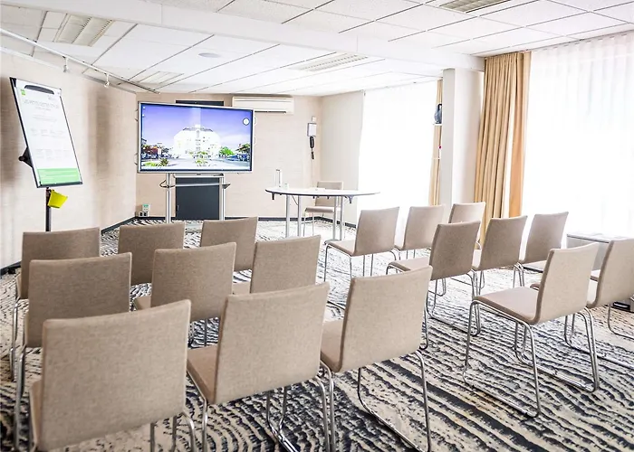 Ibis Styles Centre 3*